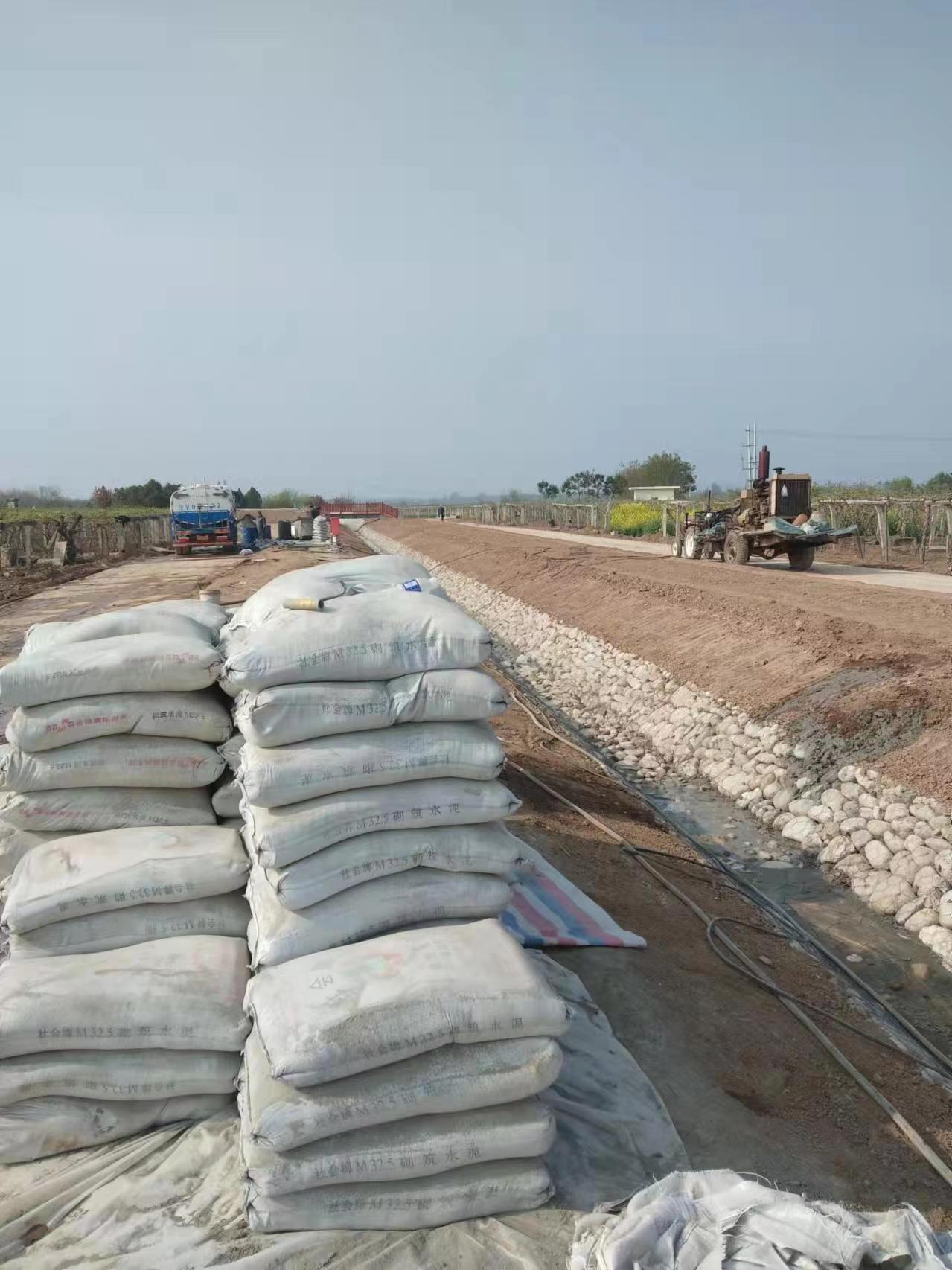 西和小导管注浆